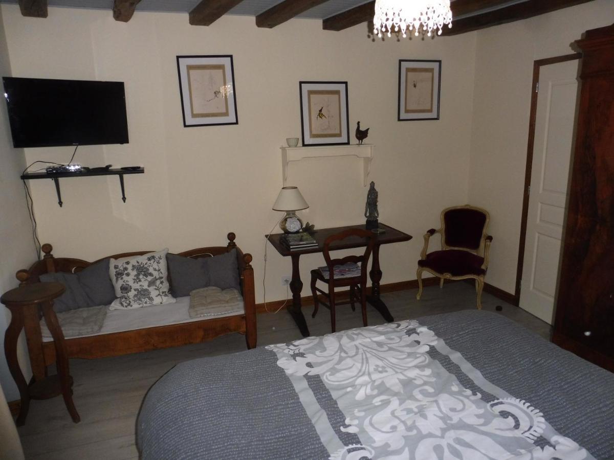Chambre D'Hotes Des 3 Ifs Vernot Exterior photo